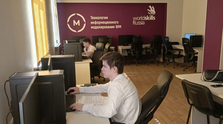 Read more about the article XI Региональный этап национального чемпионата профмастерства «Абилимпикс» по компетенции «Технология моделирования BIM»
