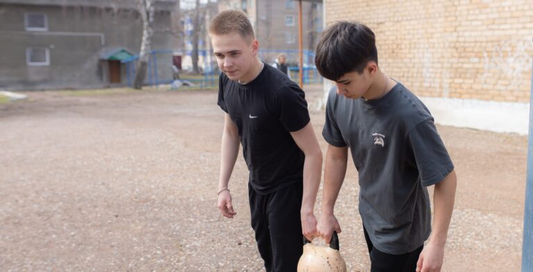 Read more about the article Готовимся к Зарнице 2.0: Тренировка, Выносливость и Знания!