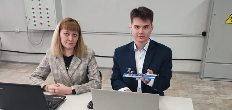 Read more about the article Научные достижения: студент колледжа стал призёром форума «Молодёжь и наука»
